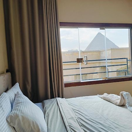 Magic Golden Pyramids View Otel Kafret el-Gabal Dış mekan fotoğraf