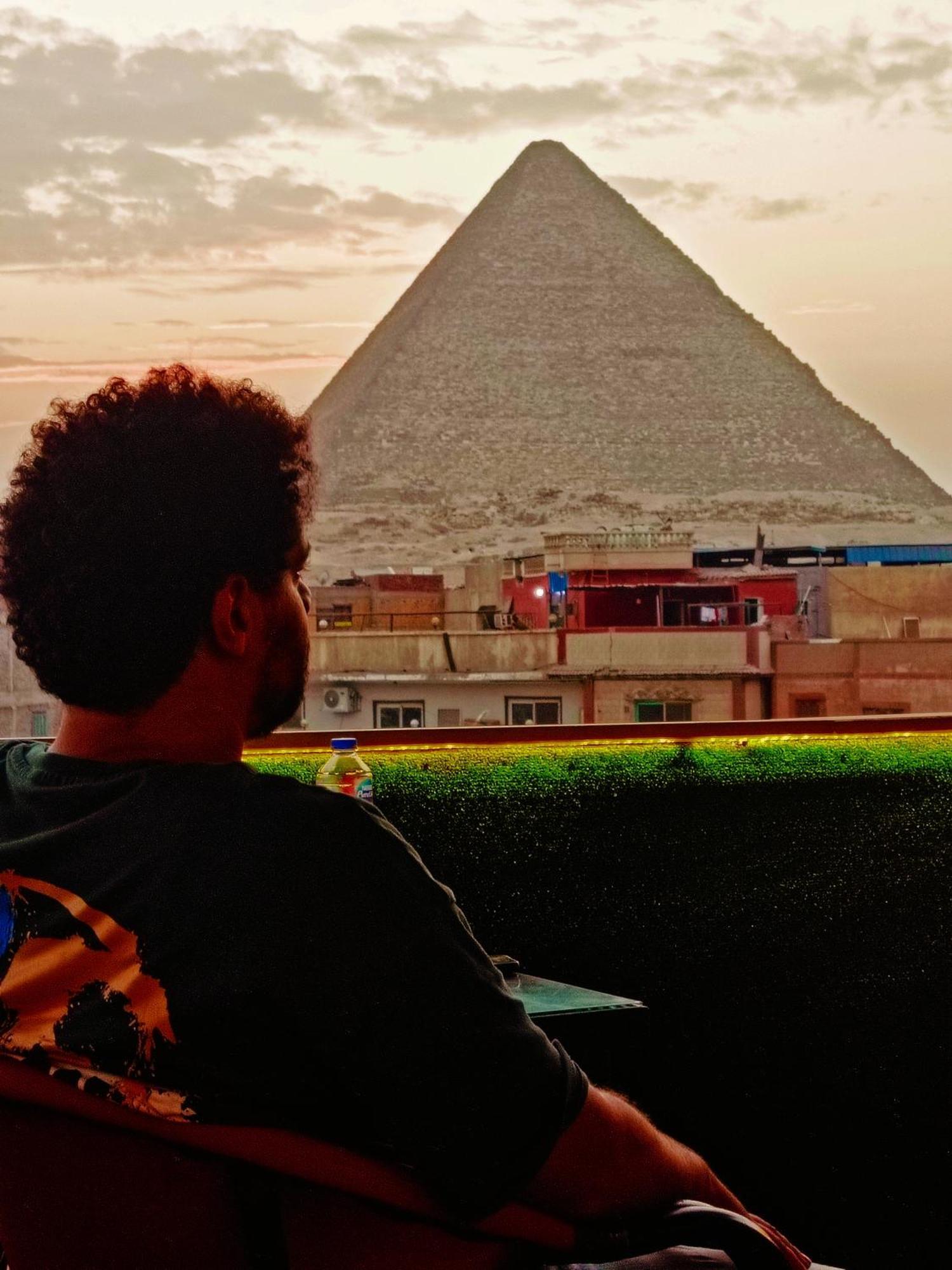 Magic Golden Pyramids View Otel Kafret el-Gabal Dış mekan fotoğraf