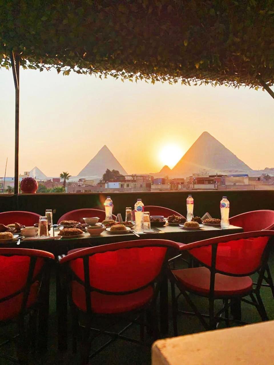Magic Golden Pyramids View Otel Kafret el-Gabal Dış mekan fotoğraf